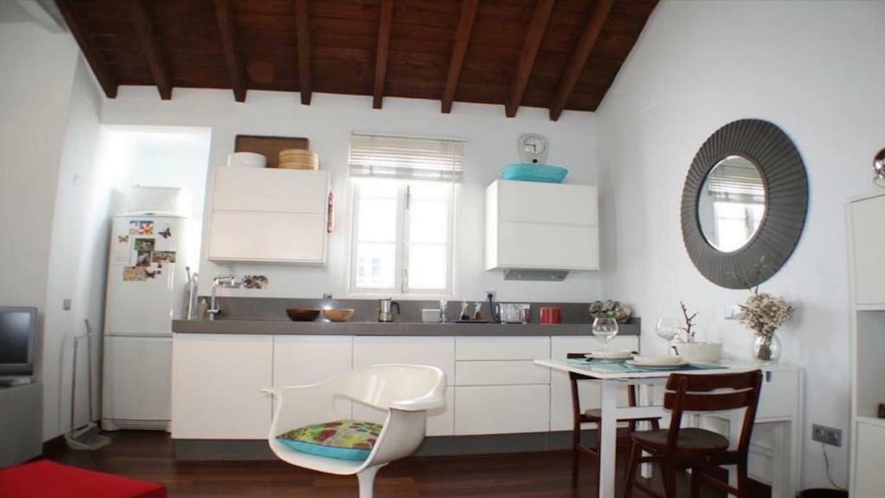 Duque Cornejo Ii Appartement